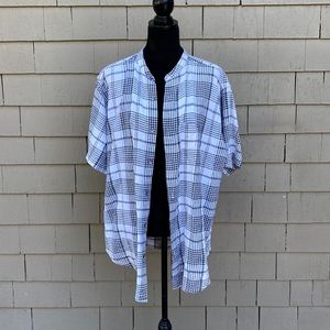 Collarless woven cotton shirt